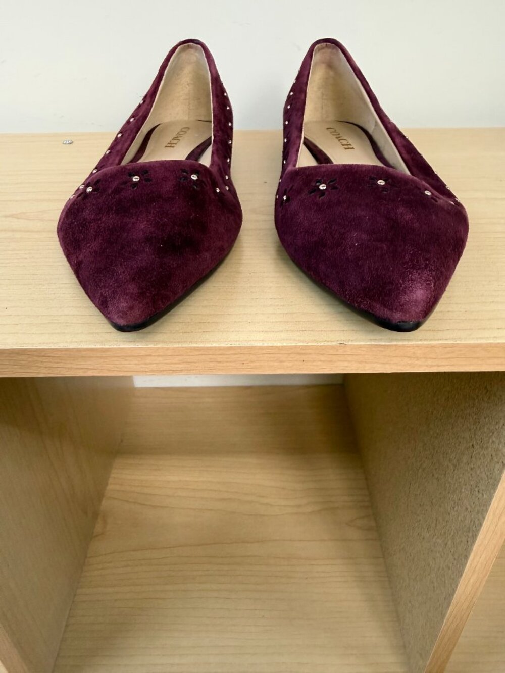 Coach Joane Flats Suede Burgundy Oxblood Embellished Laser Cut Flower (7.5) - Picture 5 of 8